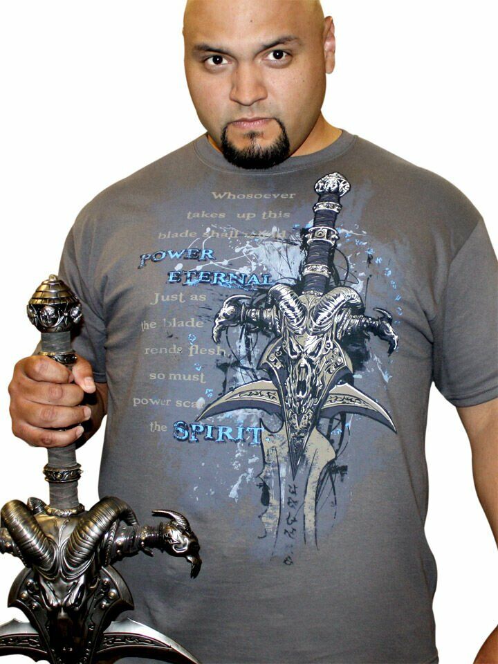 Футболка World of Warcraft Frostmourne Hungers T-Shirt (размер L) 