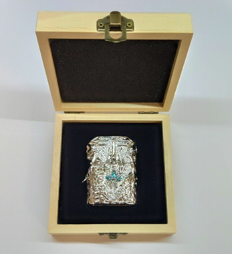 Зажигалка WORLD OF WARCRAFT The lich king Lighter (silver) + подарочная коробка из дерева 