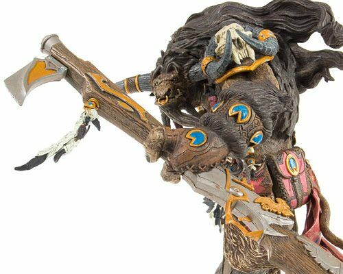 DC World of Warcraft Tauren Hunter: Korg Highmountain Deluxe Action Figure 