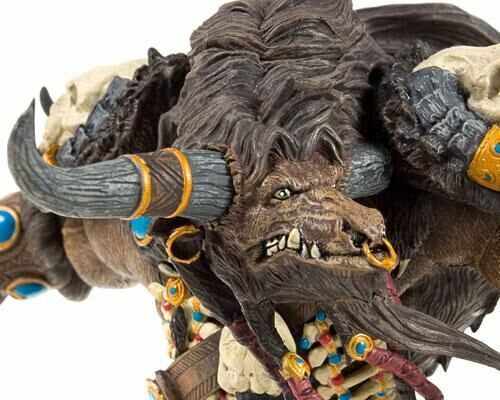 DC World of Warcraft Tauren Hunter: Korg Highmountain Deluxe Action Figure 