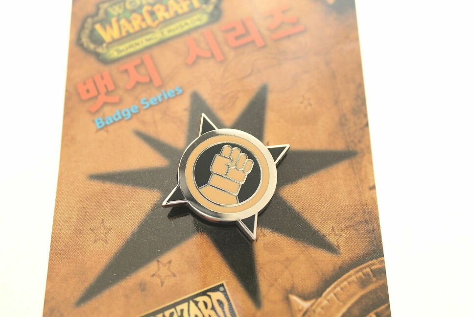 Значок WORLD Of WARCRAFT - Paladin 