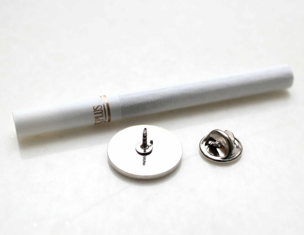 Значок WORLD Of WARCRAFT - Paladin 