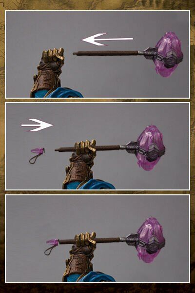 SERIES 2: DRAENEI PALADIN: VINDICATOR MARRAD Deluxe Collector Figure 