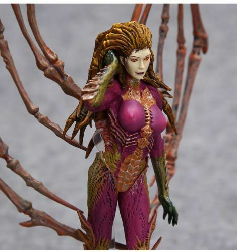 Starcraft II   Kerrigan Queen of Blades Action Figure  