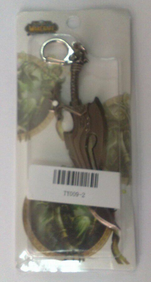 Брелок - World of Warcraft three Blade Sword Metal Weapon 