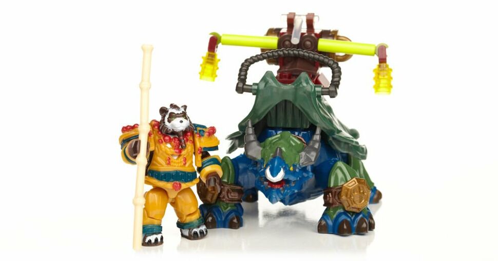 Mega Bloks World of Warcraft: pandaren on DRAGON TURTLE 