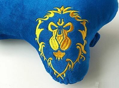 Подушка для автомобіля зі знаком Alliance 30 x 20 cm 